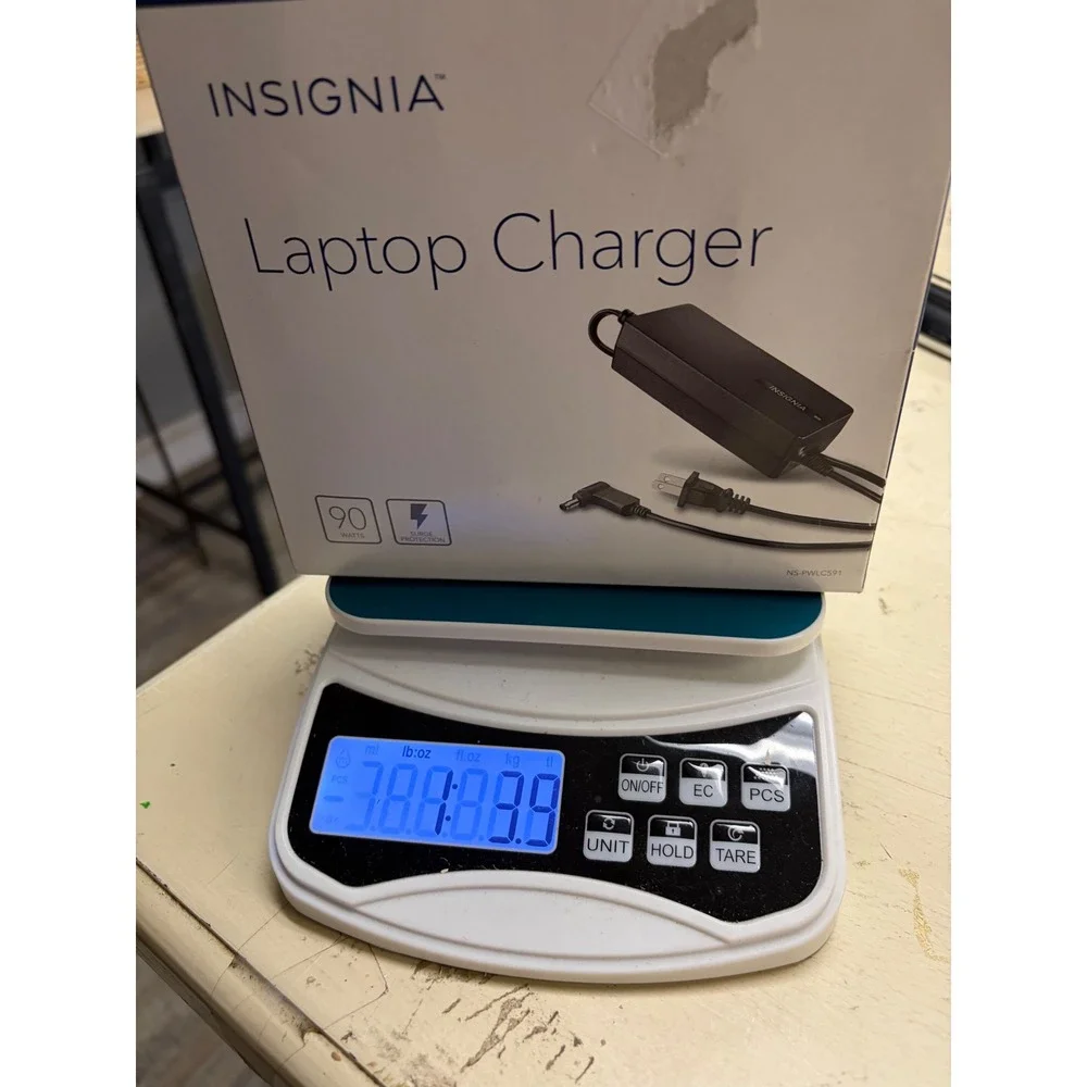 Insignia 90W Universal Laptop Charger AC Adapter NS-PWLC591 Black